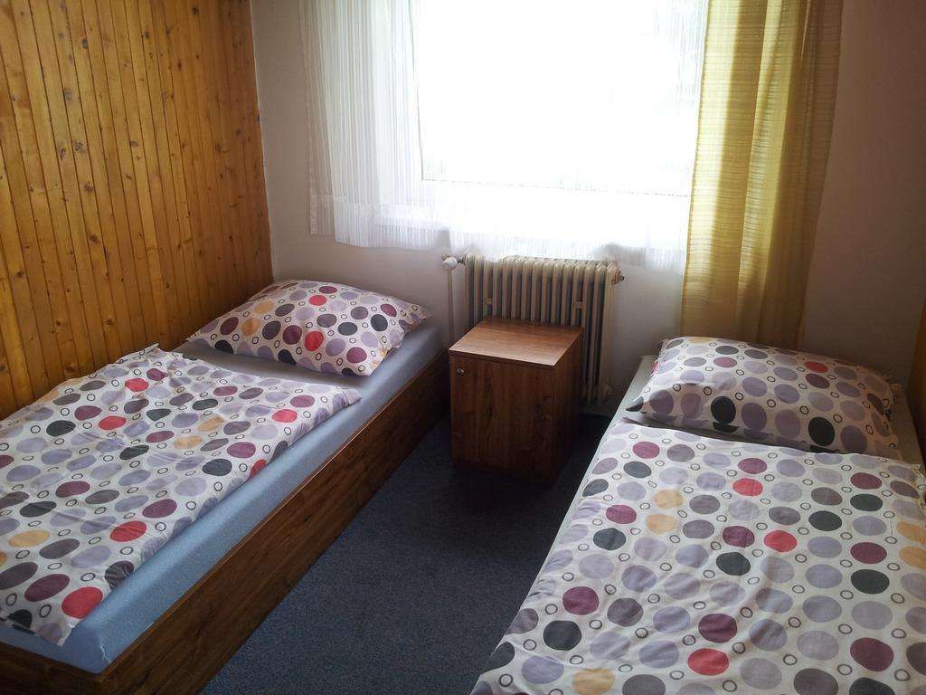 Penzion Tenis Podebrady Bilik gambar