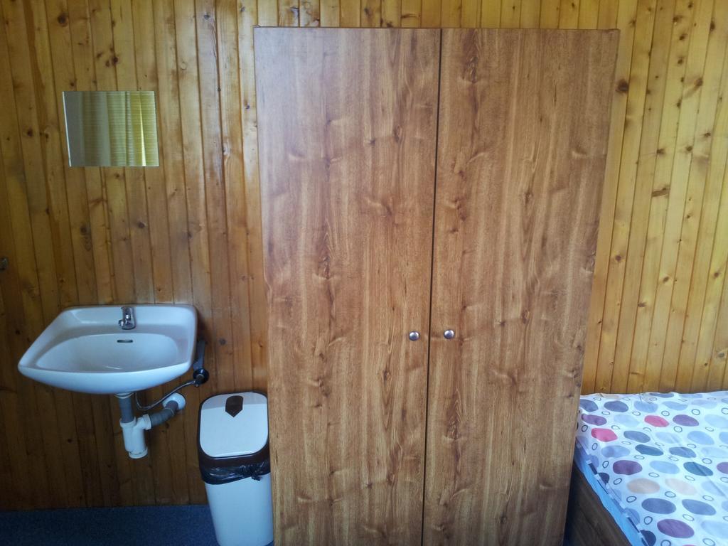 Penzion Tenis Podebrady Bilik gambar