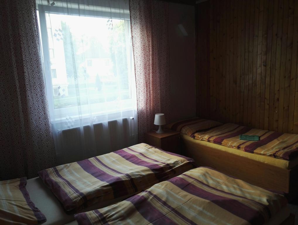 Penzion Tenis Podebrady Luaran gambar