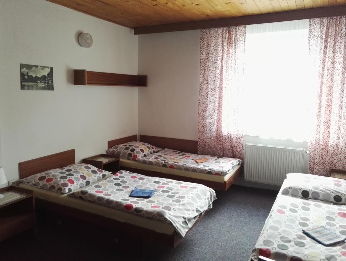 Penzion Tenis Podebrady Luaran gambar